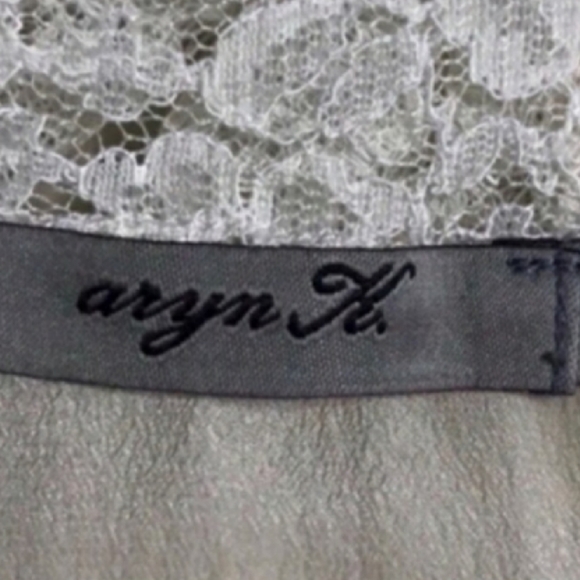 🥳HP🥳 Anthropologie Aryn K Button Down Blouse S - Picture 3 of 6